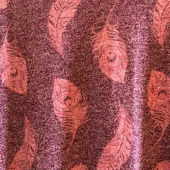 Small LulaRoe Randy Top - Picture 4 of 6